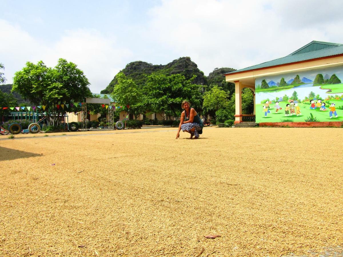 Ninh Binh Mountain Side Homestay & Cafe Exterior photo